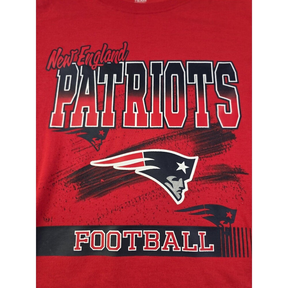 NWT Team Apparel New England Patriots Youth Large 12/14 Short Sleeve Shirt